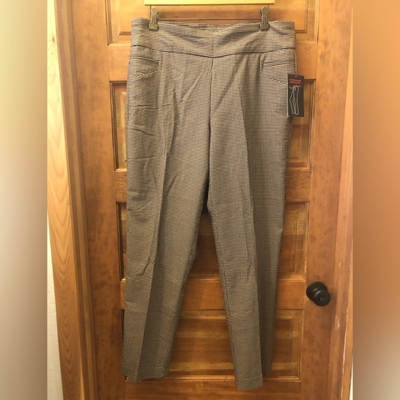 Briggs New York / NWT/Womens Slimming Solution Comfort Waistband / S 16 - Picture 2 of 7